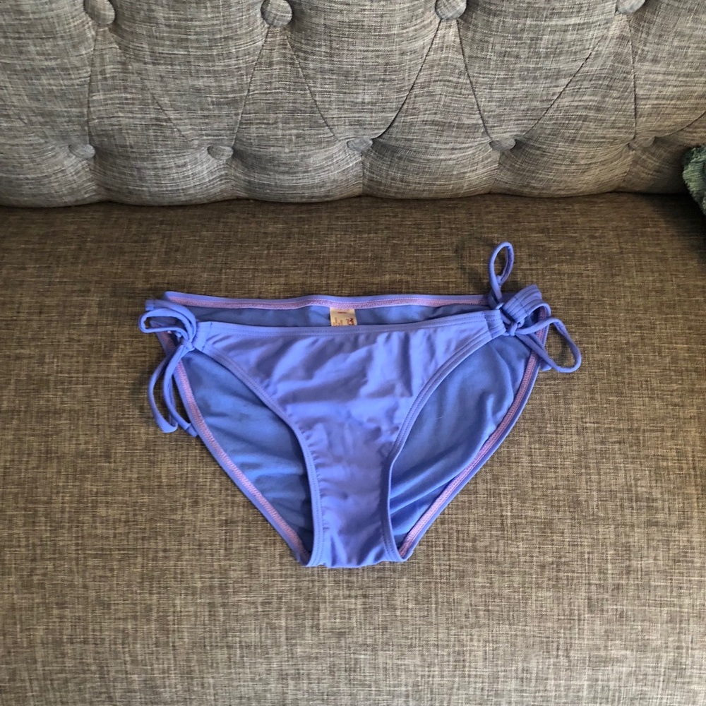 Bikini bottoms